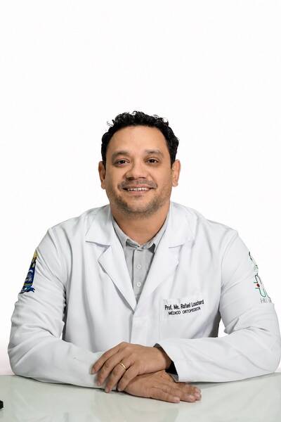 Dr. Rafael Levi da Cunha