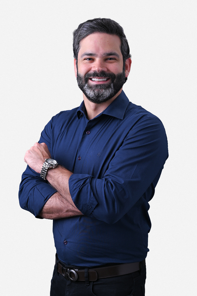 Dr. Gutemberg Clementino Martins Mendes Soares